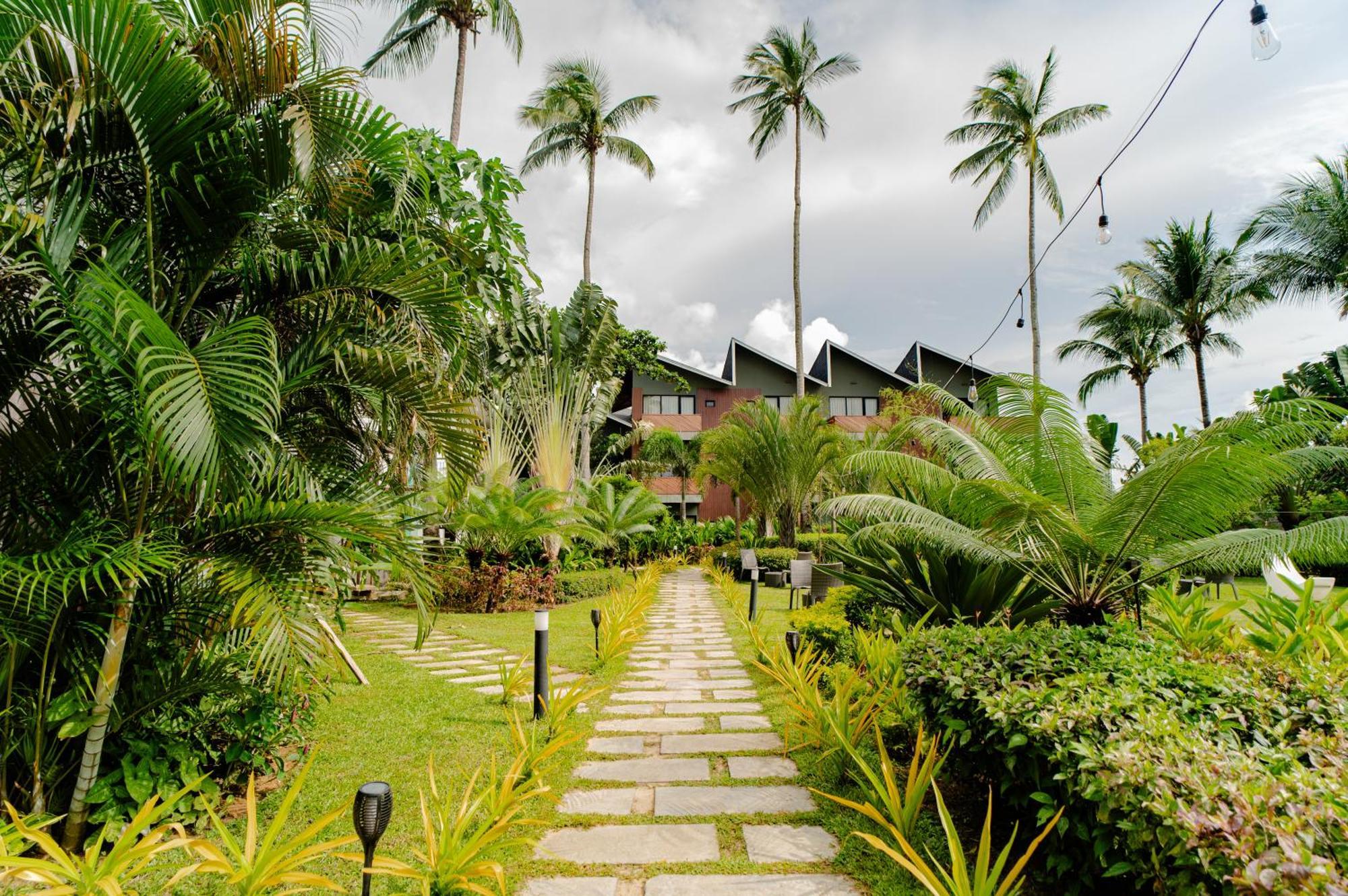Nacpan Beach Resort Managed By H Hospitality Group El Nido Bagian luar foto